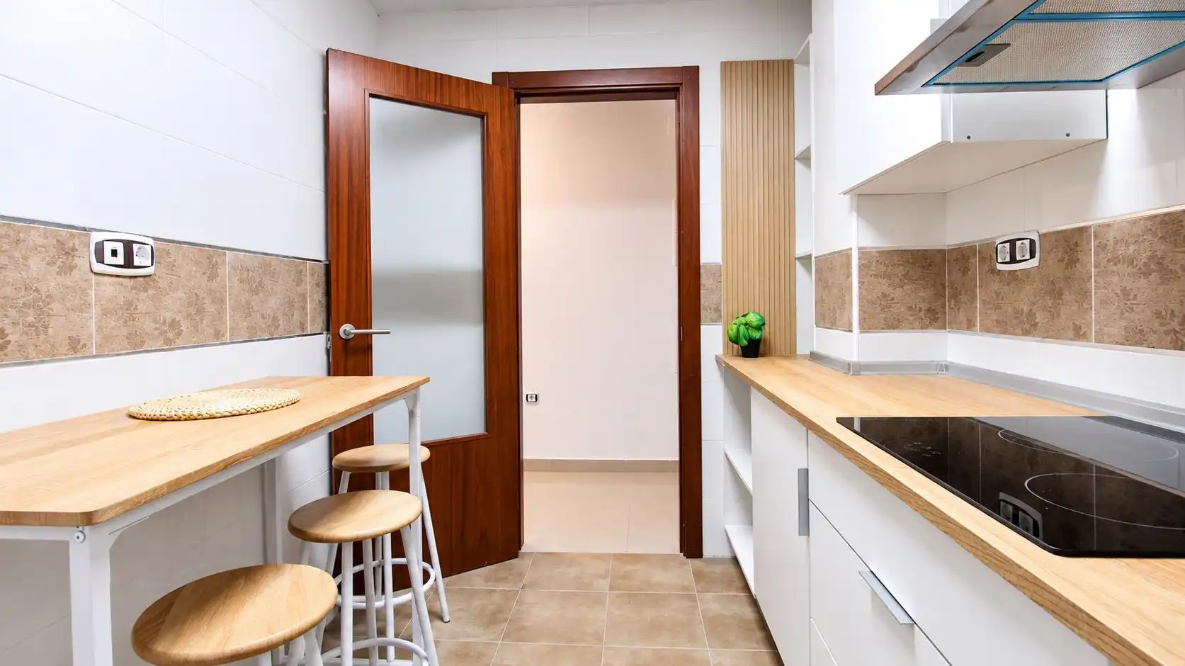 Kitchen of Flat for sale in Cármenes - Ríos