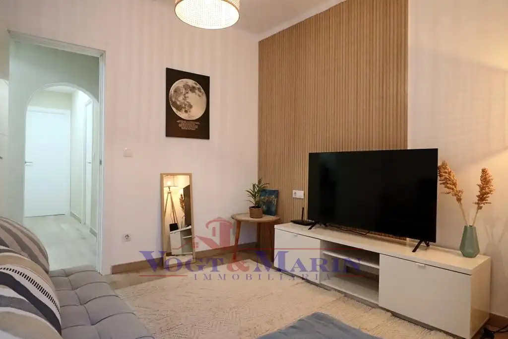 Apartamento con balcón en venta en Carrer del Castell de la Trinitat, imagen 5