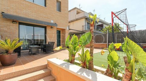 Foto 2 de Casa adosada en venta en Mossèn Miquel Estruch I Piera, Santa Maria - L'Eixample - Sud Sumella, Cubelles