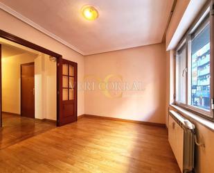 Flat for sale in Calle Marqués de Teverga, Plaza de América