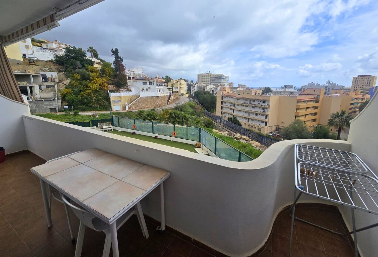 Exterior view of Flat for sale in Fuengirola  with Air Conditioner, Terrace and Storage room