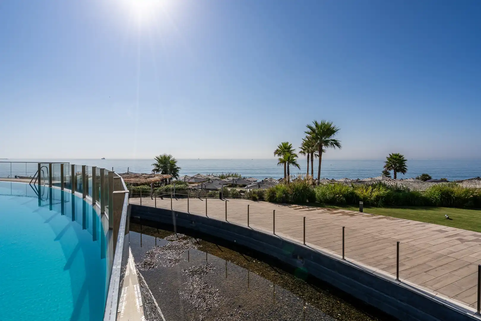 Swimming pool of Ground floor for sale in Estepona  with Air Conditioner, Private garden and Terrace
