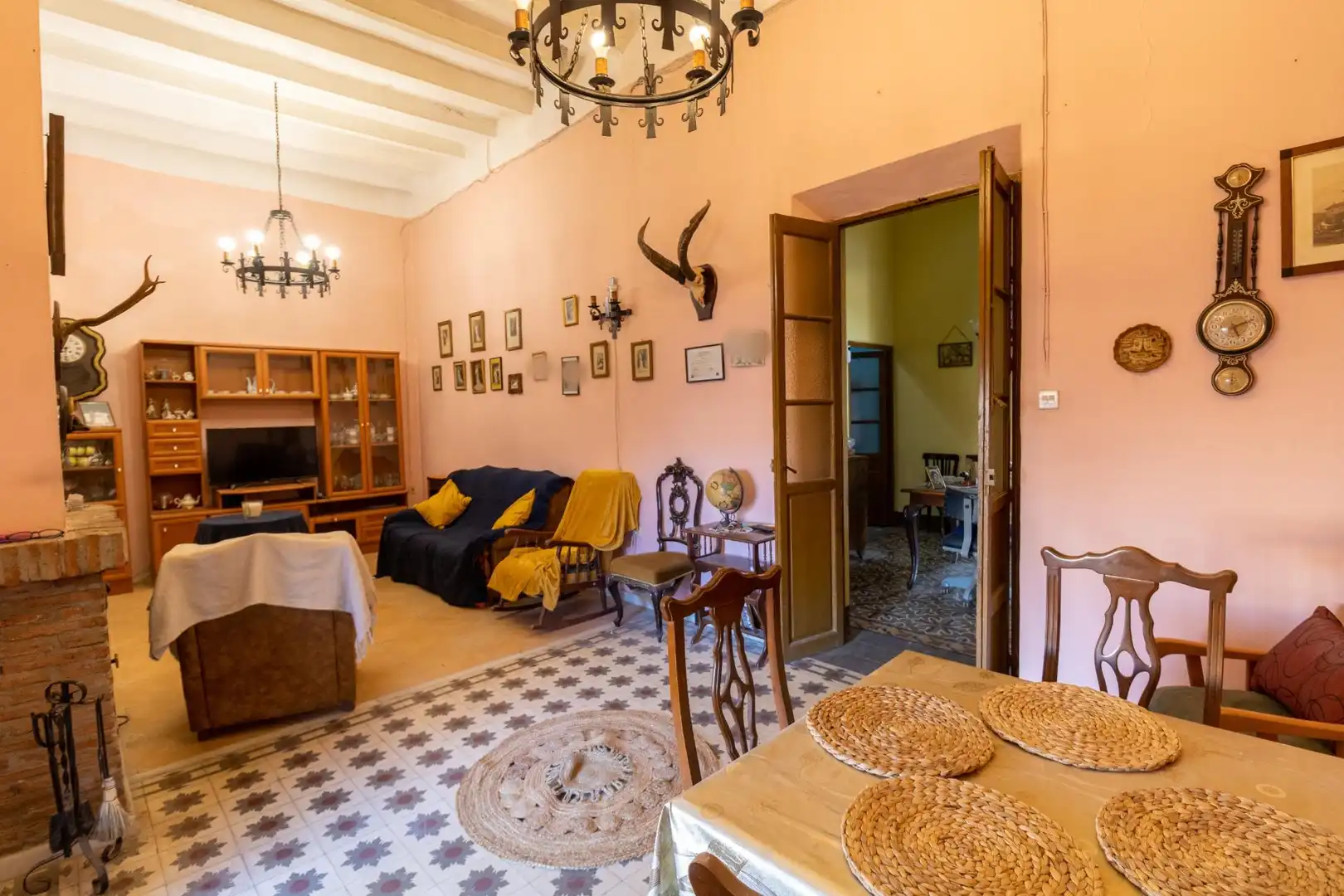 Sala d'estar de Finca rústica en venda en Benahadux amb Aire condicionat, Jardí privat i Terrassa
