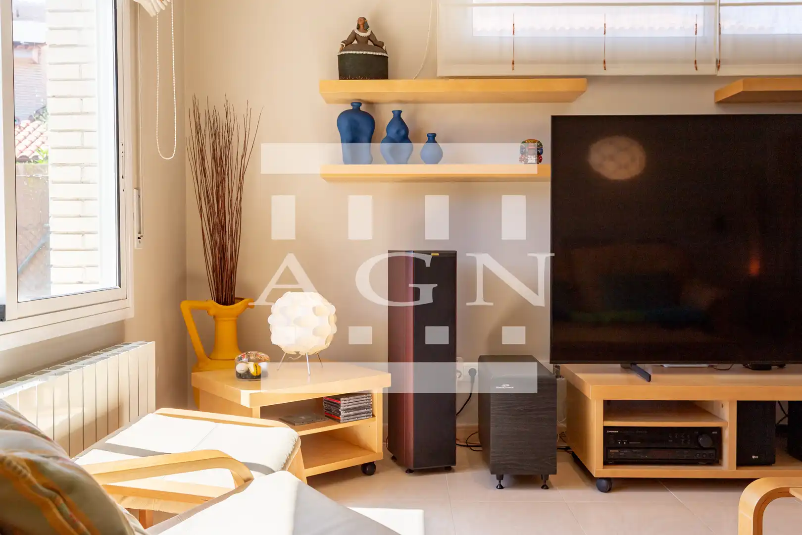 Wohnzimmer von Einfamilien-Reihenhaus zum Verkauf in Cambrils mit Klimaanlage, Heizung und Privatgarten