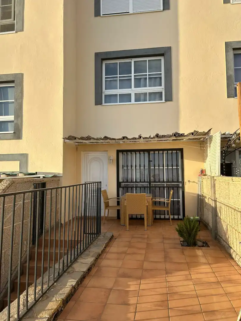 Einfamilien-Reihenhaus zum Verkauf in Calle la Tosca, 5, Callao Salvaje - Playa Paraíso