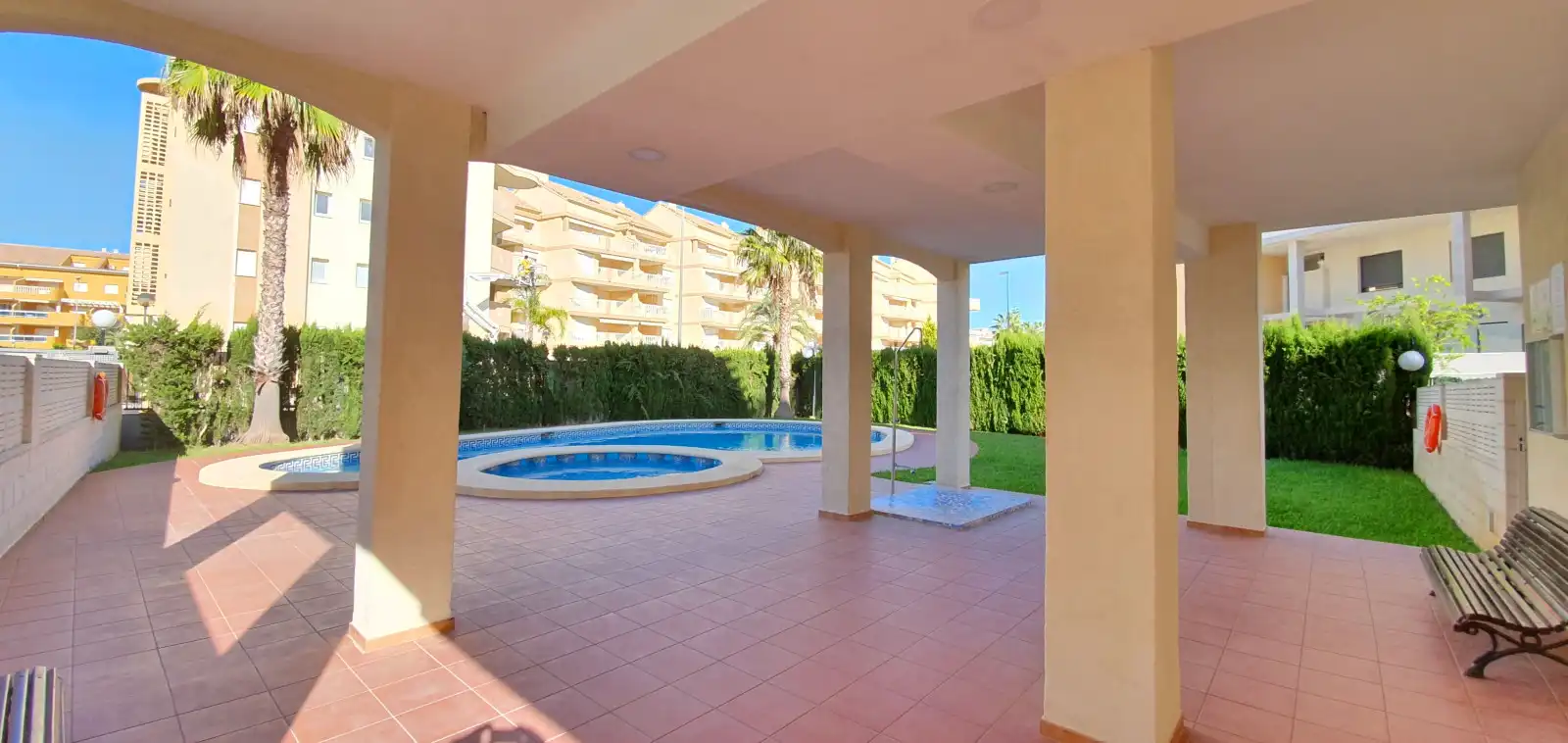 Piscina de Apartament de lloguer en Dénia amb Aire condicionat, Calefacció i Terrassa