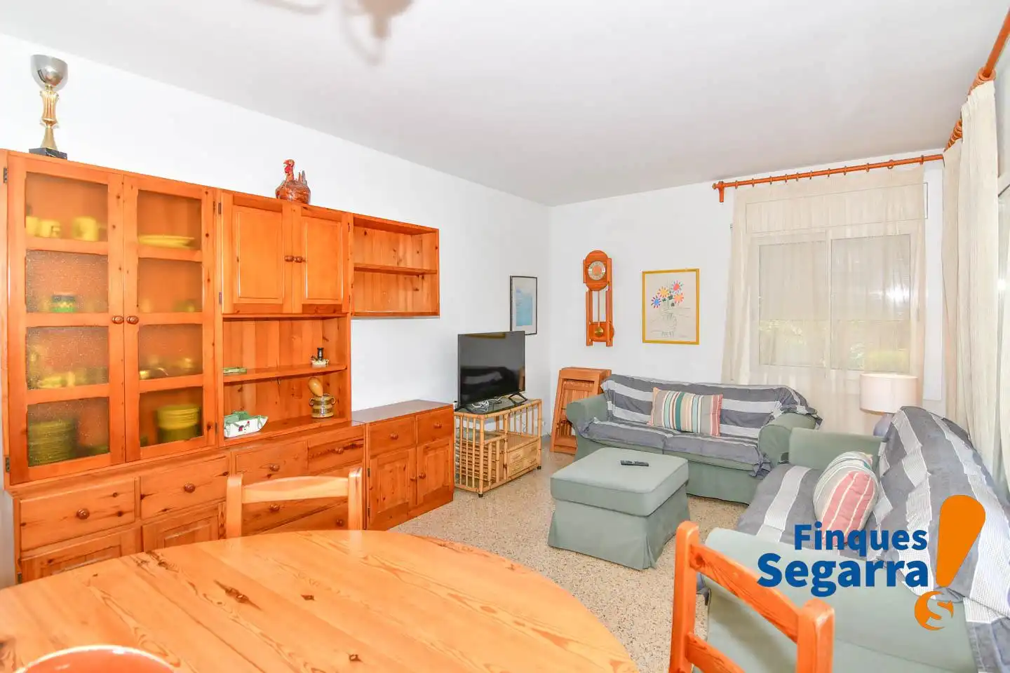 Sala d'estar de Dúplex en venda en El Vendrell amb Aire condicionat, Terrassa i Piscina comunitària
