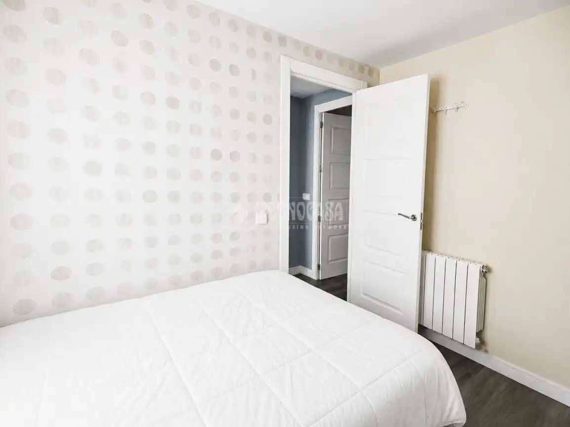 Bedroom of Attic for sale in Madrid  with Air Conditioner, Heating and Terrace