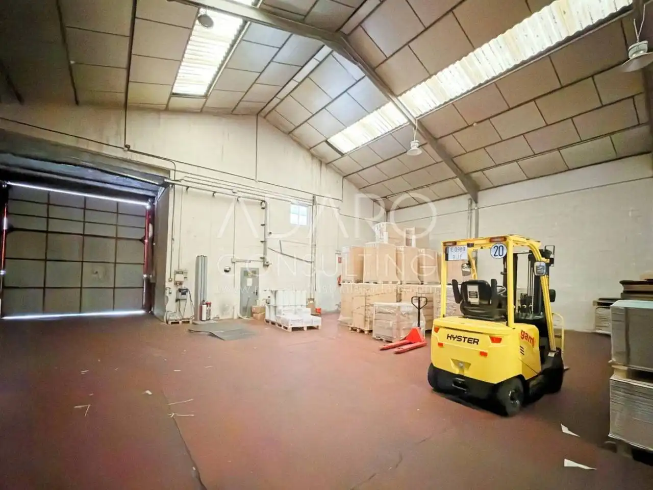 Nave industrial en venta en Calle Montes de León, imagen 3