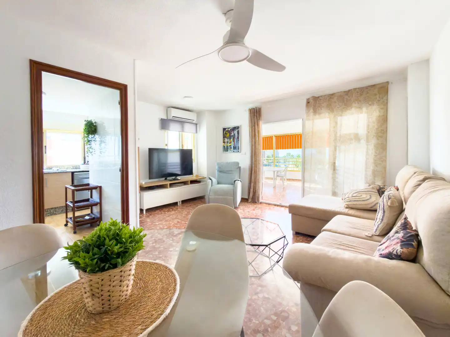 Apartament amb piscina en venda a Avinguda del País Valencià