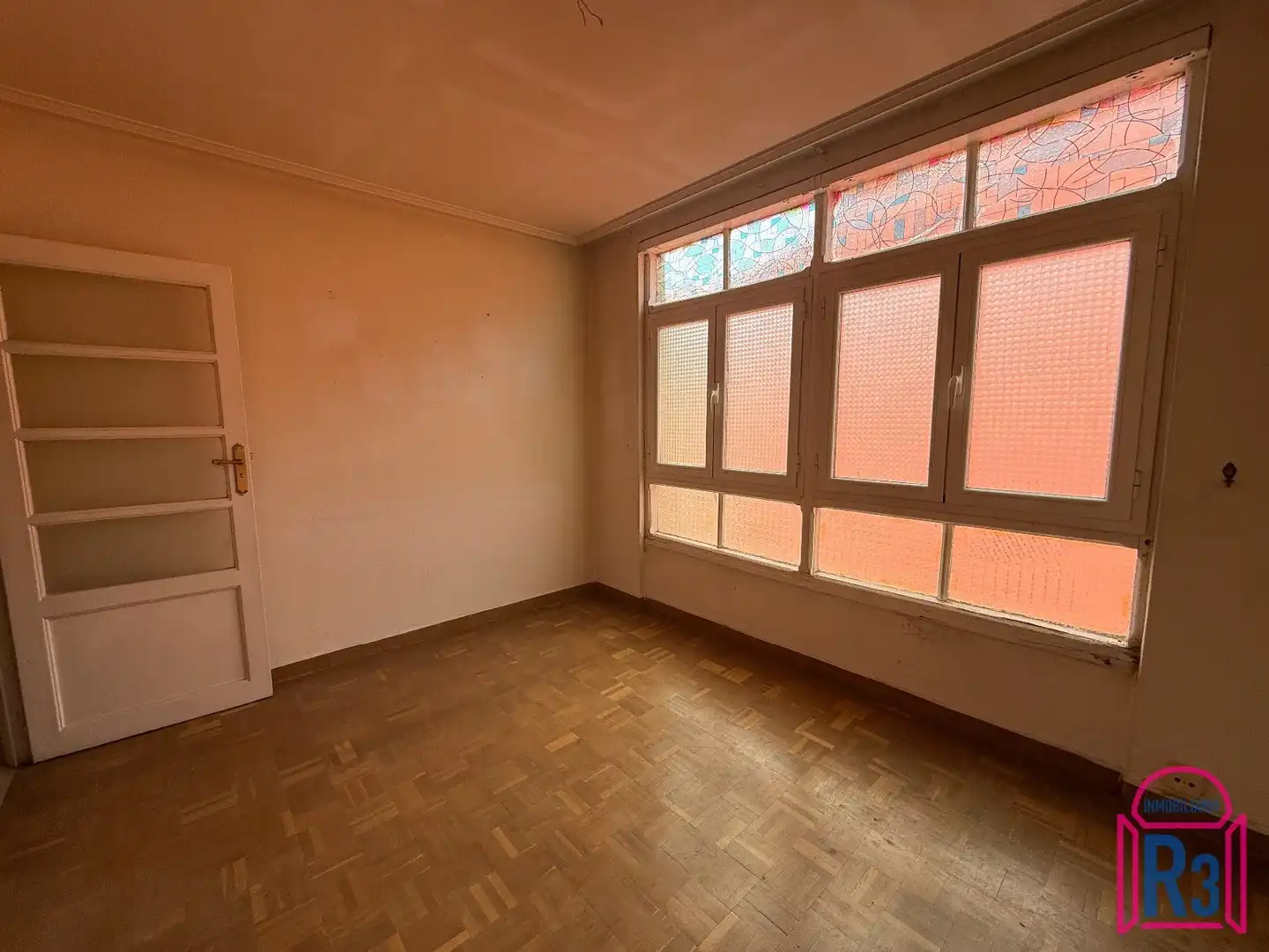 Schlafzimmer von Wohnung zum Verkauf in León Capital 
