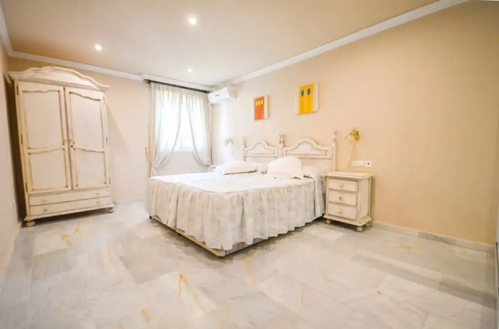 Bedroom of Houses for sale in Benalmádena  with Air Conditioner, Private garden and Terrace