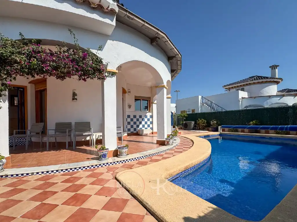 Casa o chalet en venta en Avenida Ciudad De Castellon(Playa, Vera Playa Naturista