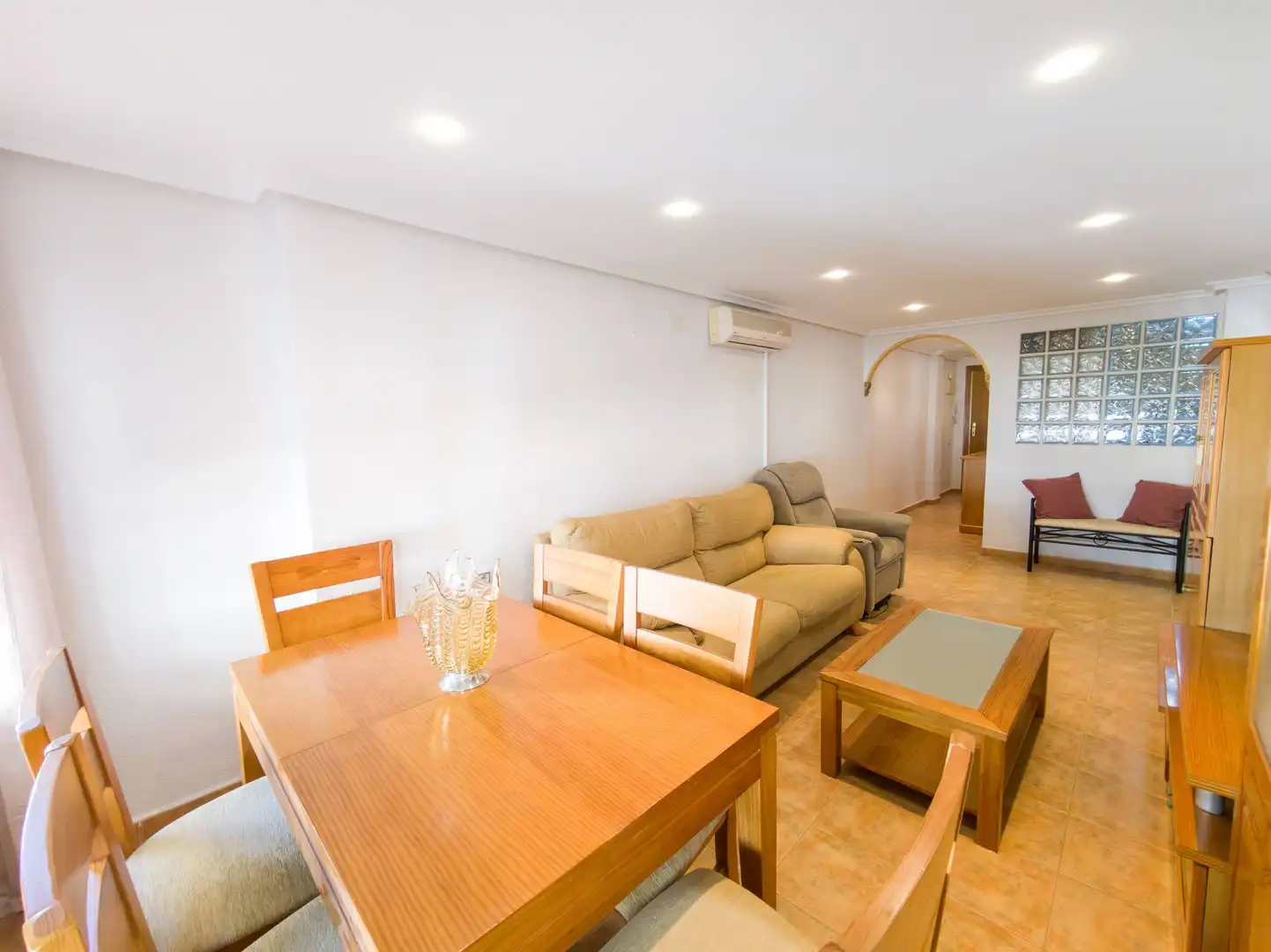 Living room of Flat for sale in Santa Pola  with Air Conditioner, Storage room and Furnished