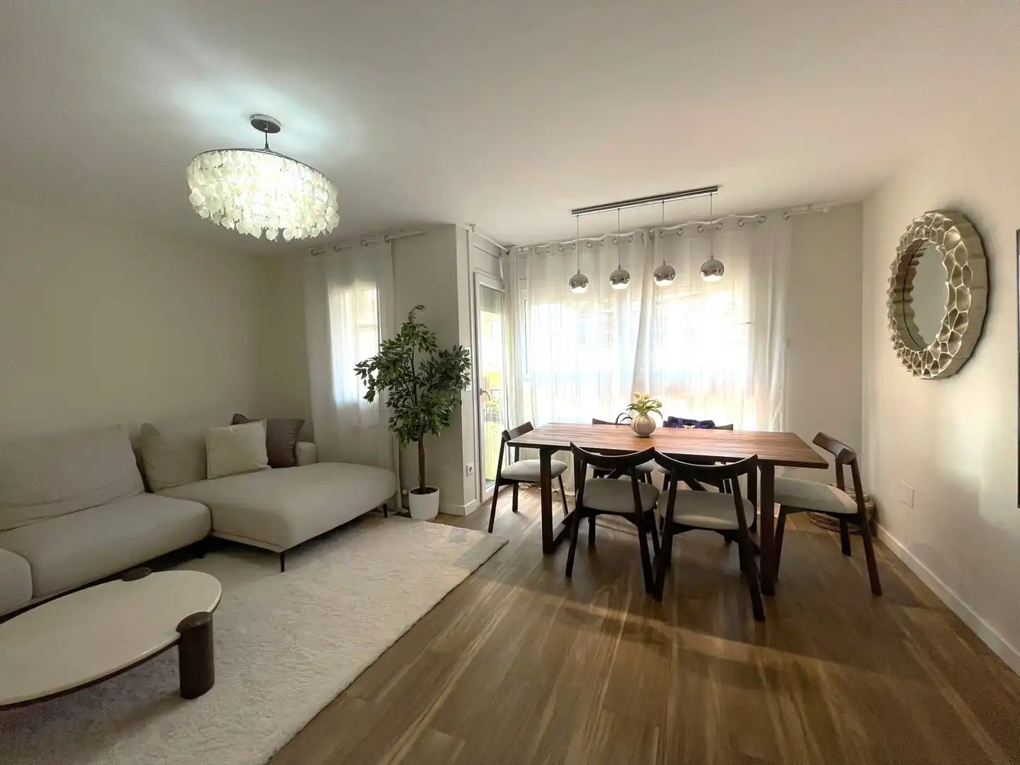 Appartamento con terrazza in vendita a MARE DE DEU DELS ANGELS