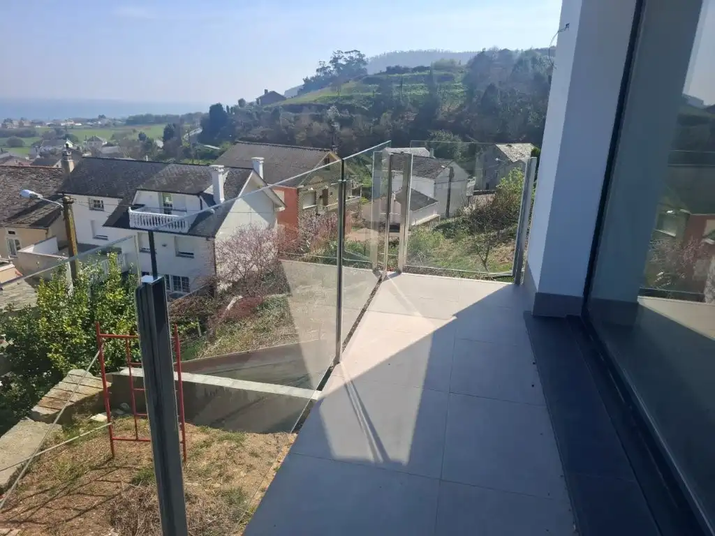 Terrassa de Casa o xalet en venda en Foz amb Jardí privat, Terrassa i Traster
