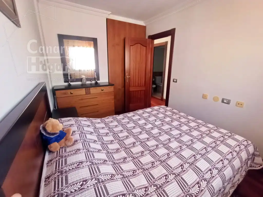 Dormitori de Casa adosada en venda en Adeje amb Aire condicionat, Jardí privat i Terrassa