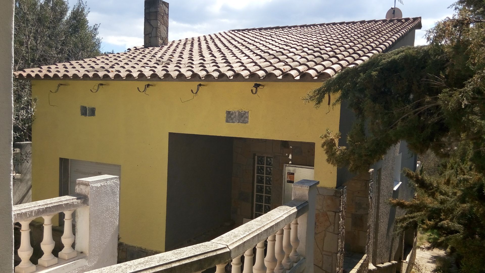 Exterior view of House or chalet for sale in Rellinars  with Private garden