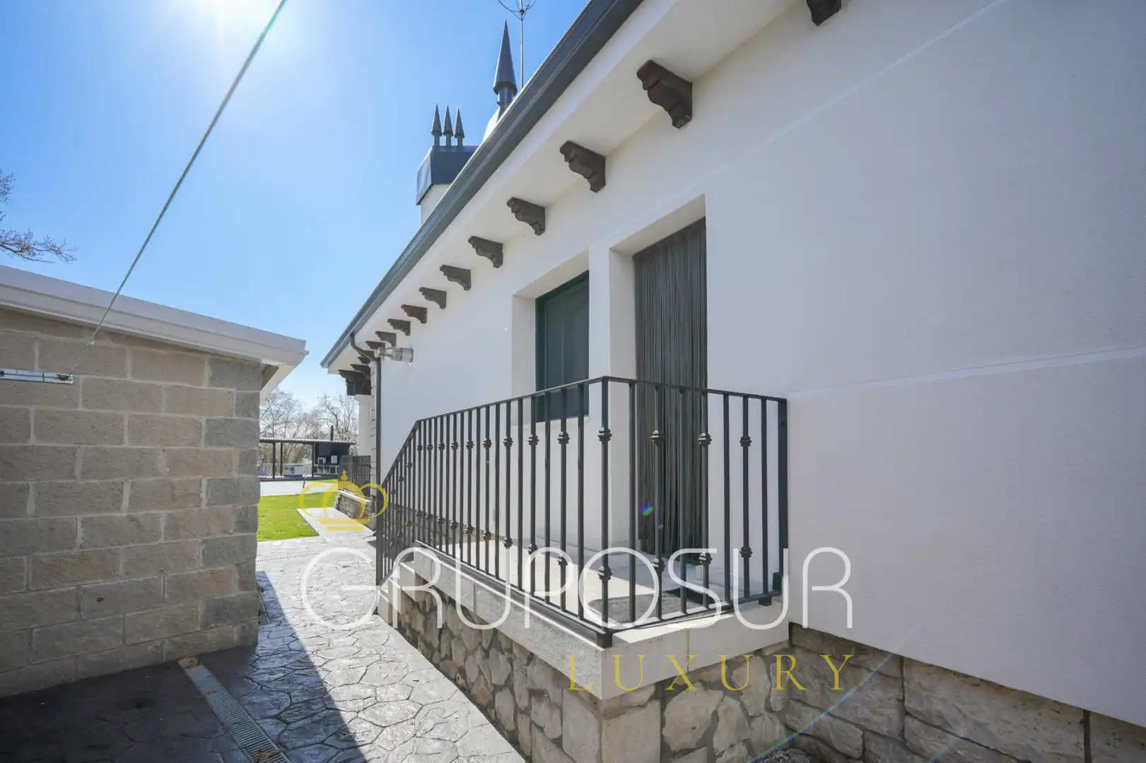 Vista exterior de Casa o chalet en venta en Valladolid con Aire acondicionado, Calefacción y Jardín privado