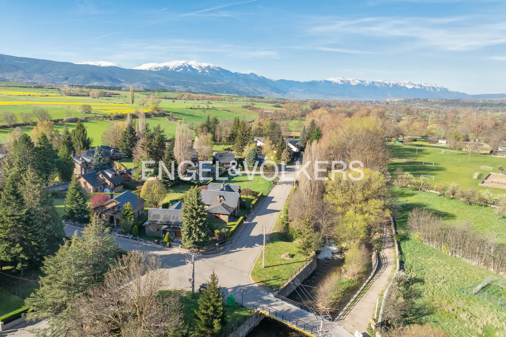 Casa o chalet en venta en Llívia con Calefacción, Jardín privado y Parquet