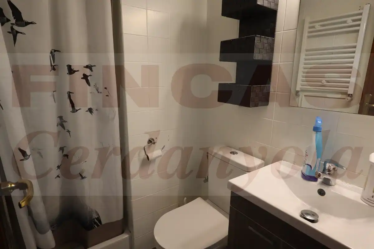 Baño de Piso en venta en Cerdanyola del Vallès con Aire acondicionado, Calefacción y Balcón