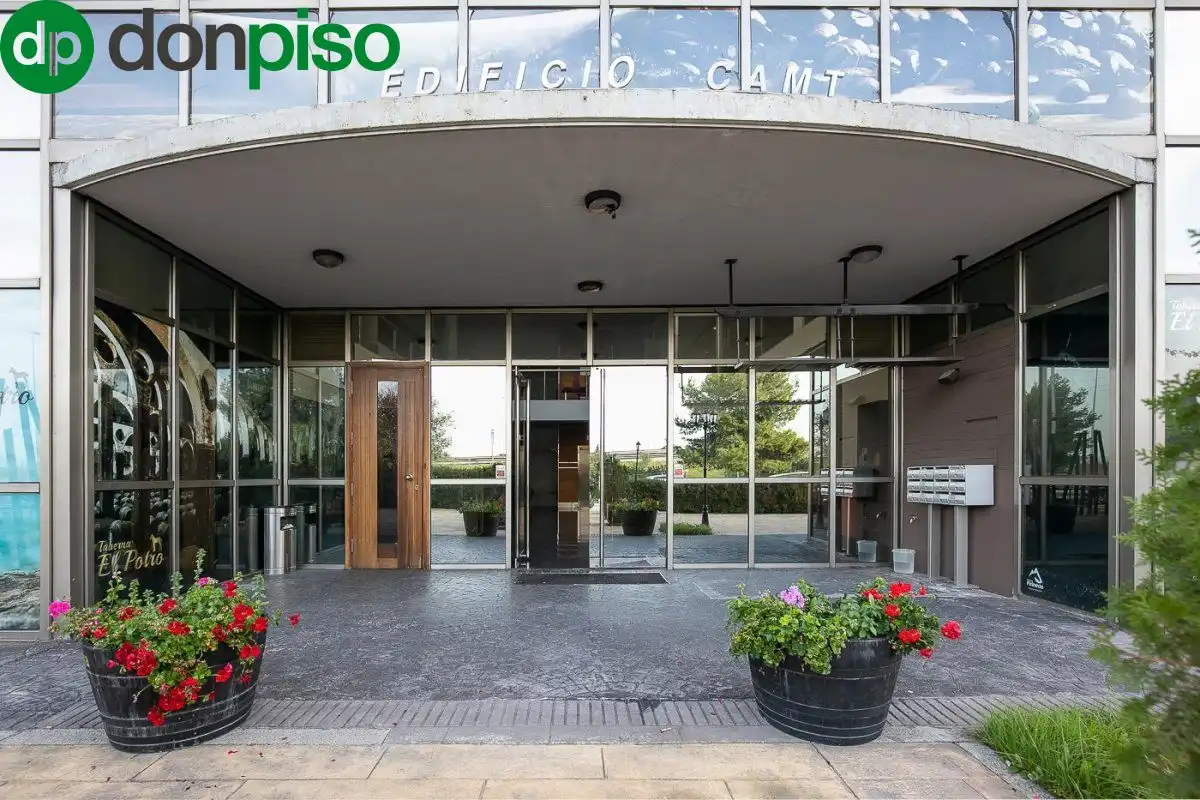 Edificio en venta en Calle FERNANDO DE LOS RIOS, Campus de la Salud