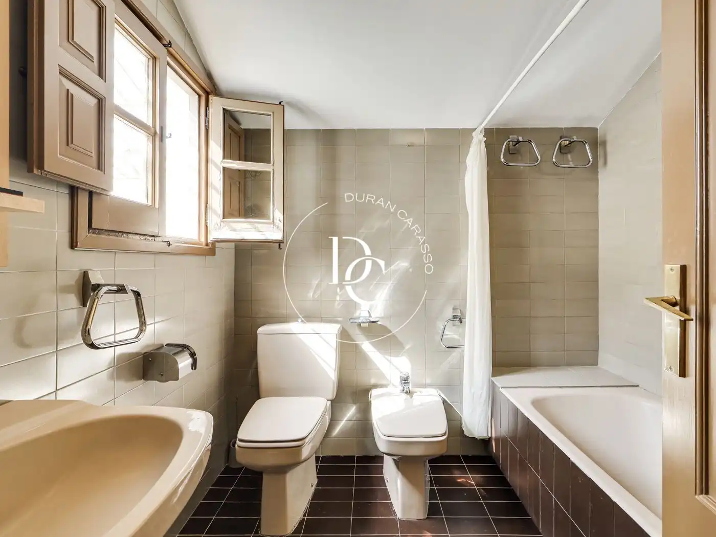 Baño de Finca rústica en venta en Font-rubí con Calefacción, Jardín privado y Terraza