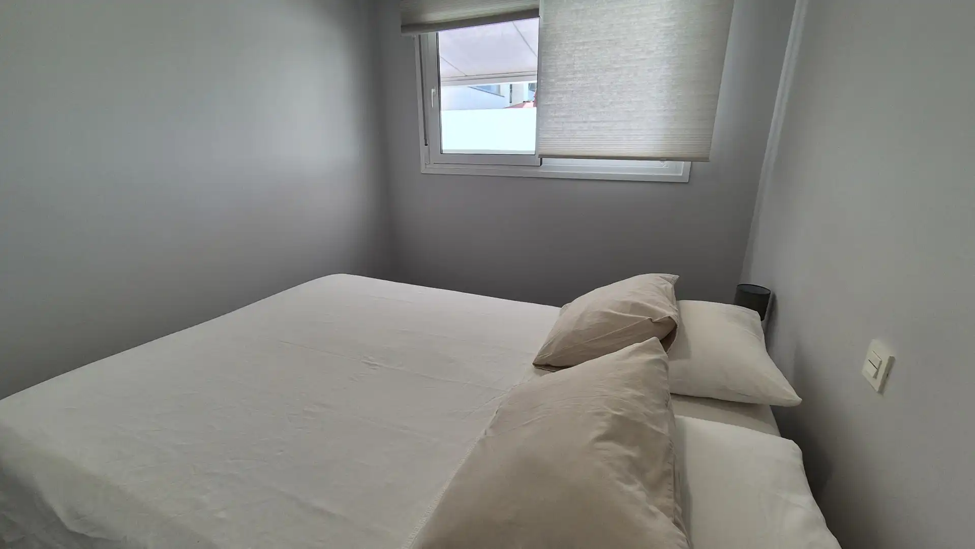 Bedroom of Ground floor for rent in Marbella  with Air Conditioner, Terrace and Storage room