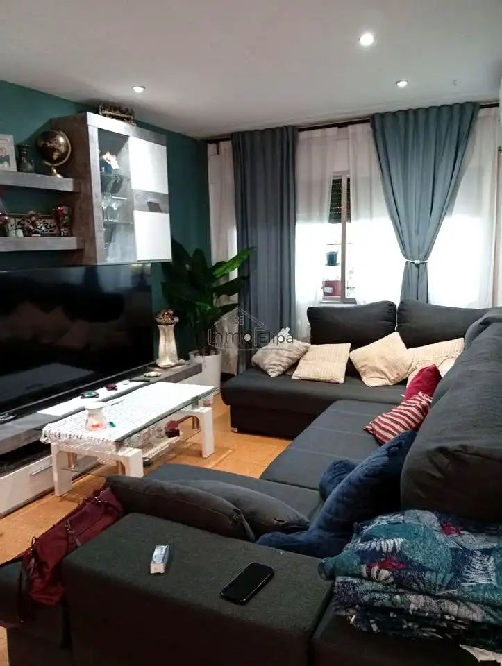 Sala d'estar de Planta baixa en venda en Collado Villalba amb Aire condicionat i Terrassa