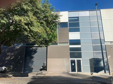 Industriegebäude zum Verkauf in Calle de la Imaginació
