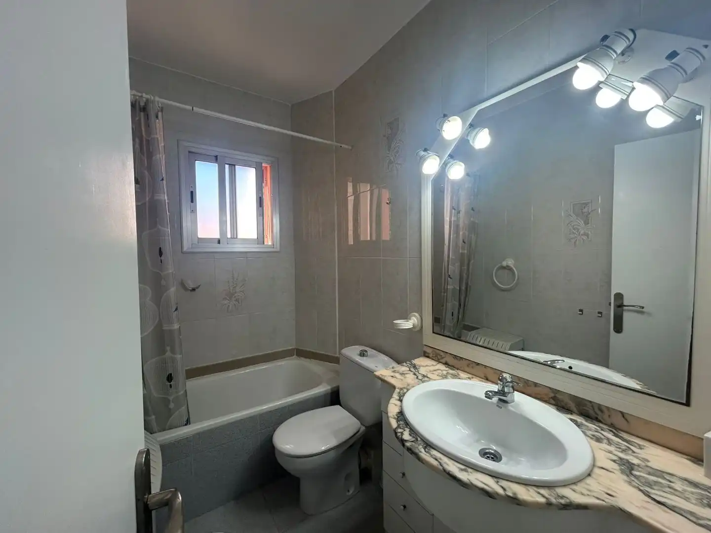 Flat for rent in Nou Eixample Nord