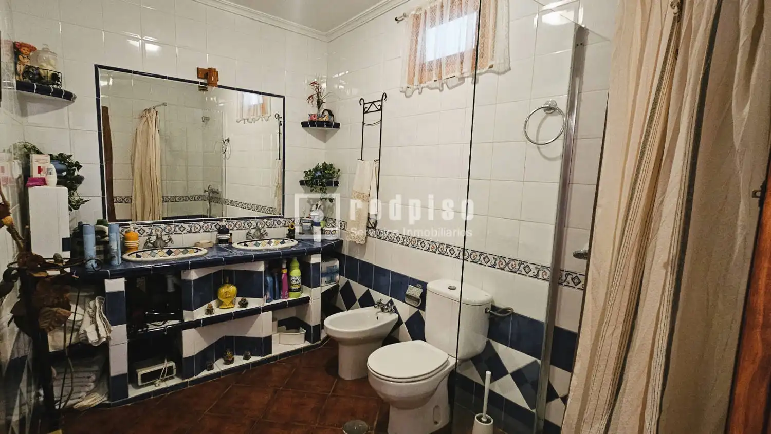 Bathroom of Houses for sale in Vélez-Málaga  with Air Conditioner, Heating and Private garden