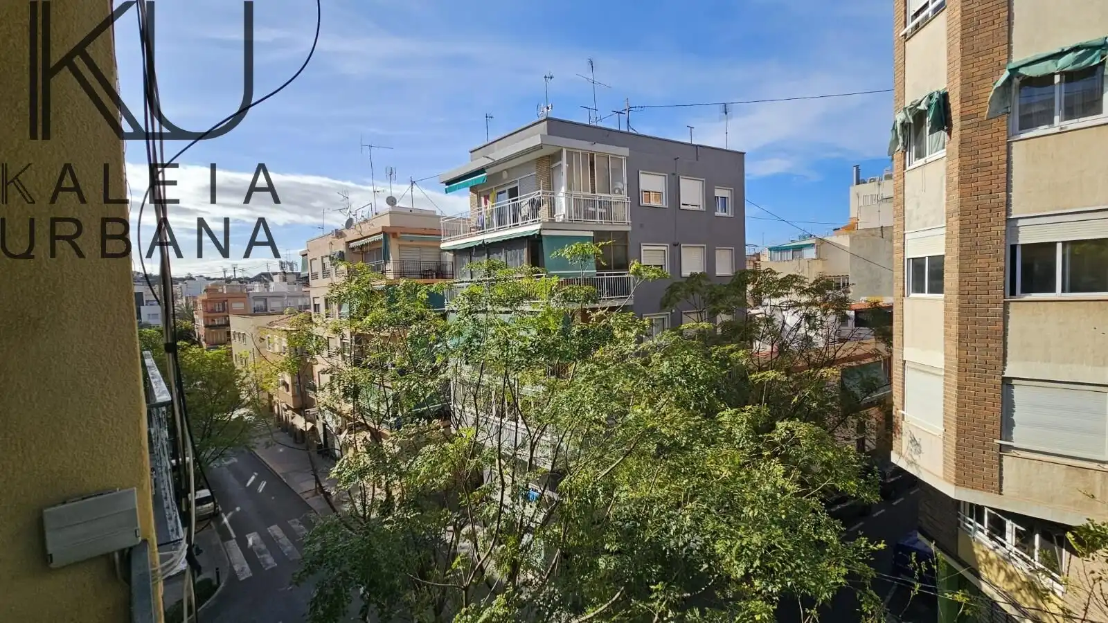 Außenansicht von Wohnung zum Verkauf in Alicante / Alacant