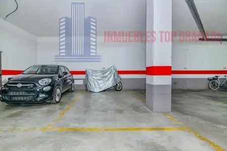Dúplex en venta en Torre de Comares, Barrio de Zaidín