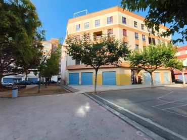 Gewerbefläche zum Verkauf in Carrer del Cronista Muntaner 1