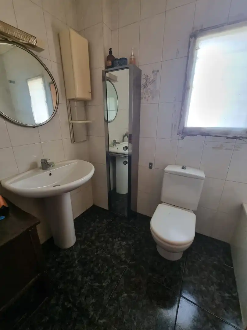 Bany de Casa o xalet en venda en Lleida amb Jardí privat i Traster