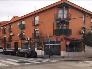 Vista exterior de Local en venda en Aranjuez amb Calefacció