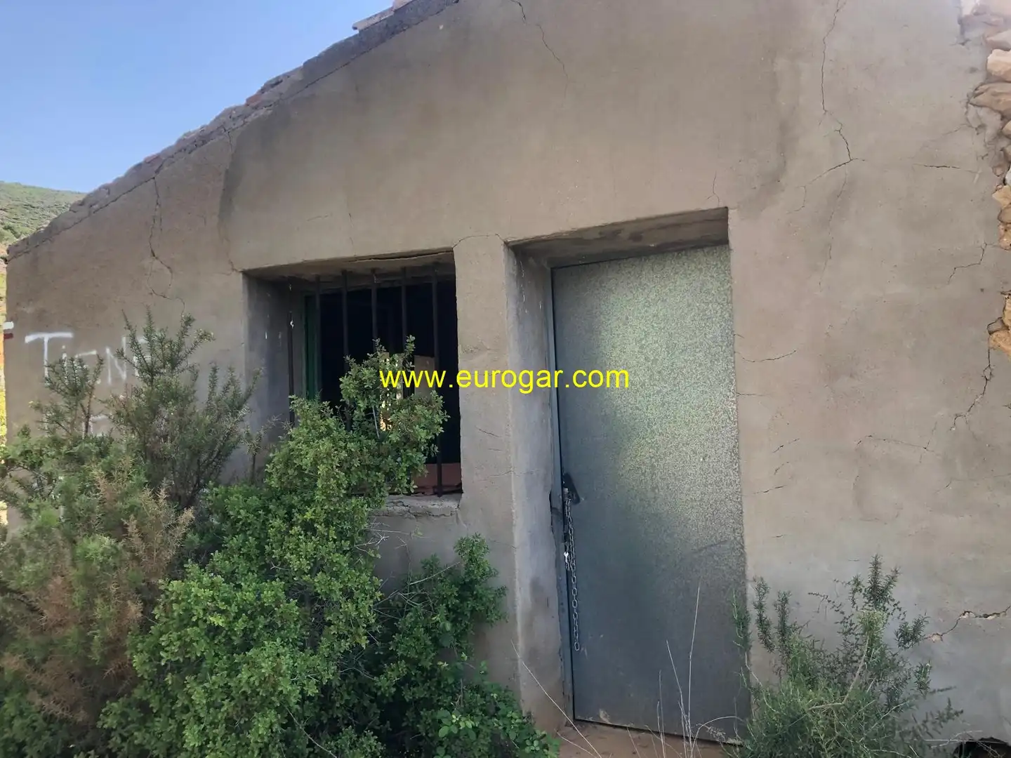 Exterior view of Country homes for sale in Chiva