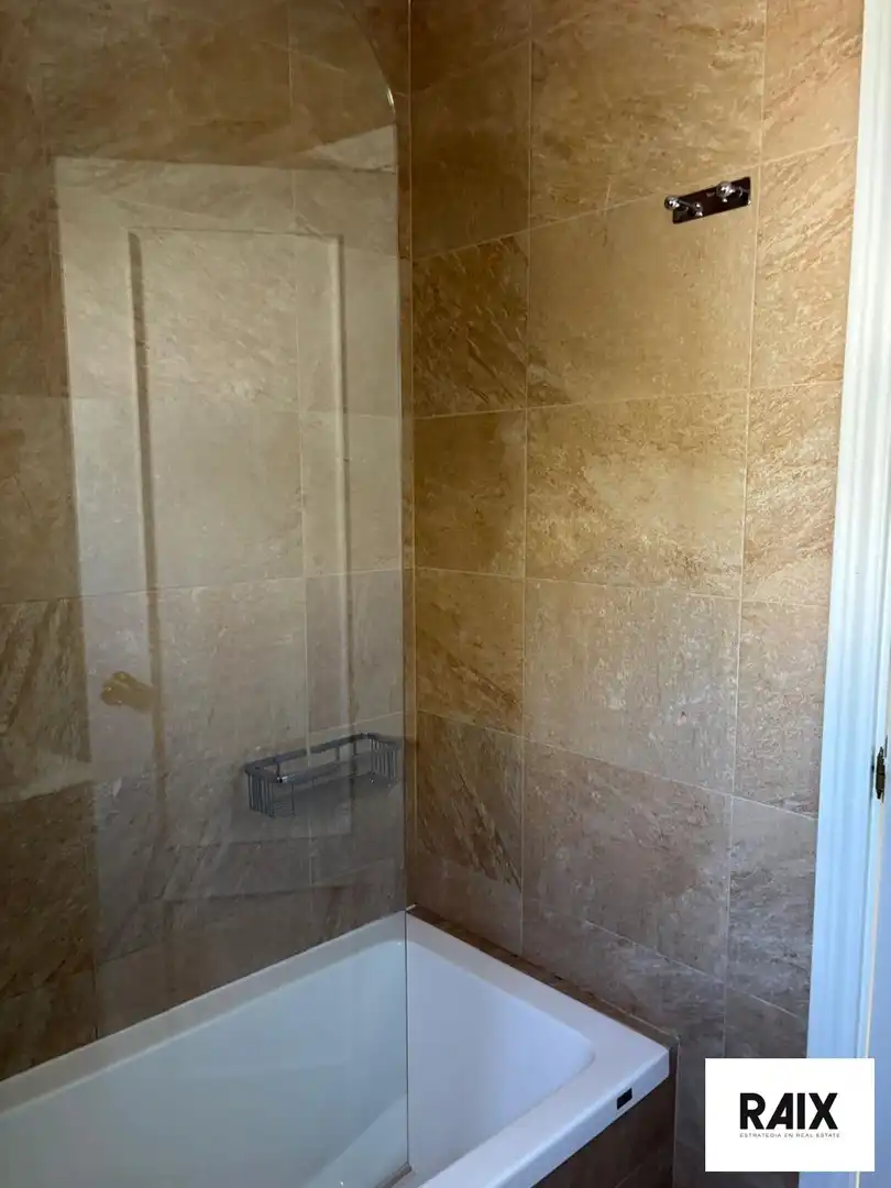 Baño de Casa o chalet en venta en Algeciras con Calefacción, Terraza y Trastero