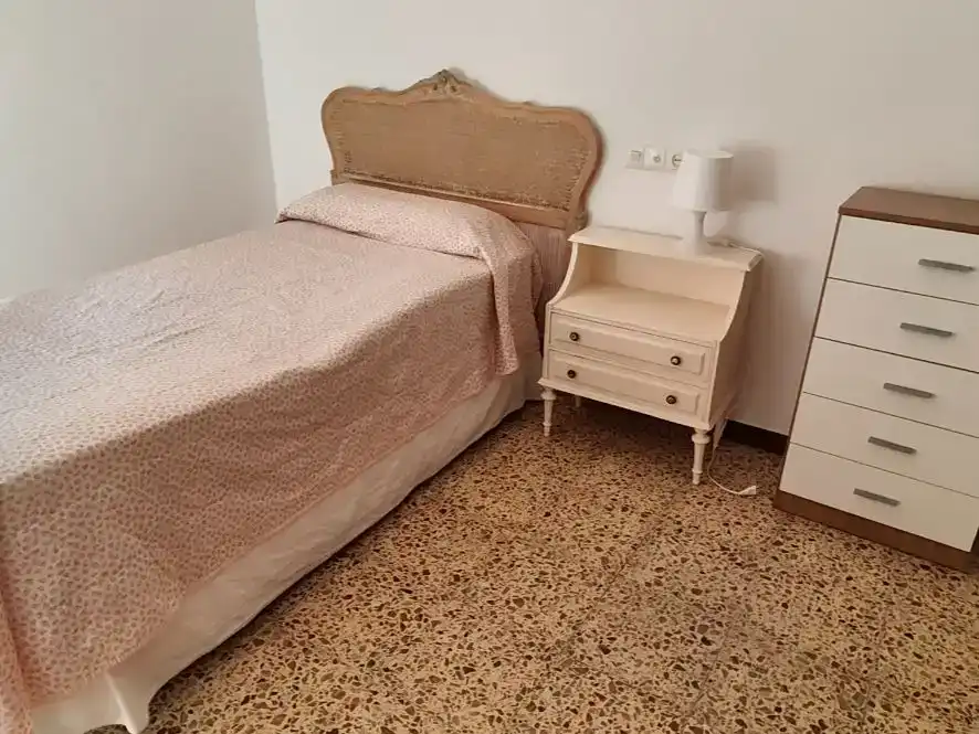 Bedroom of Flat for rent in Benasque, Huesca