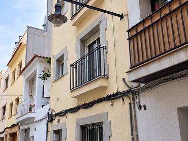 Residencial en venta en Josep Lluhí 6