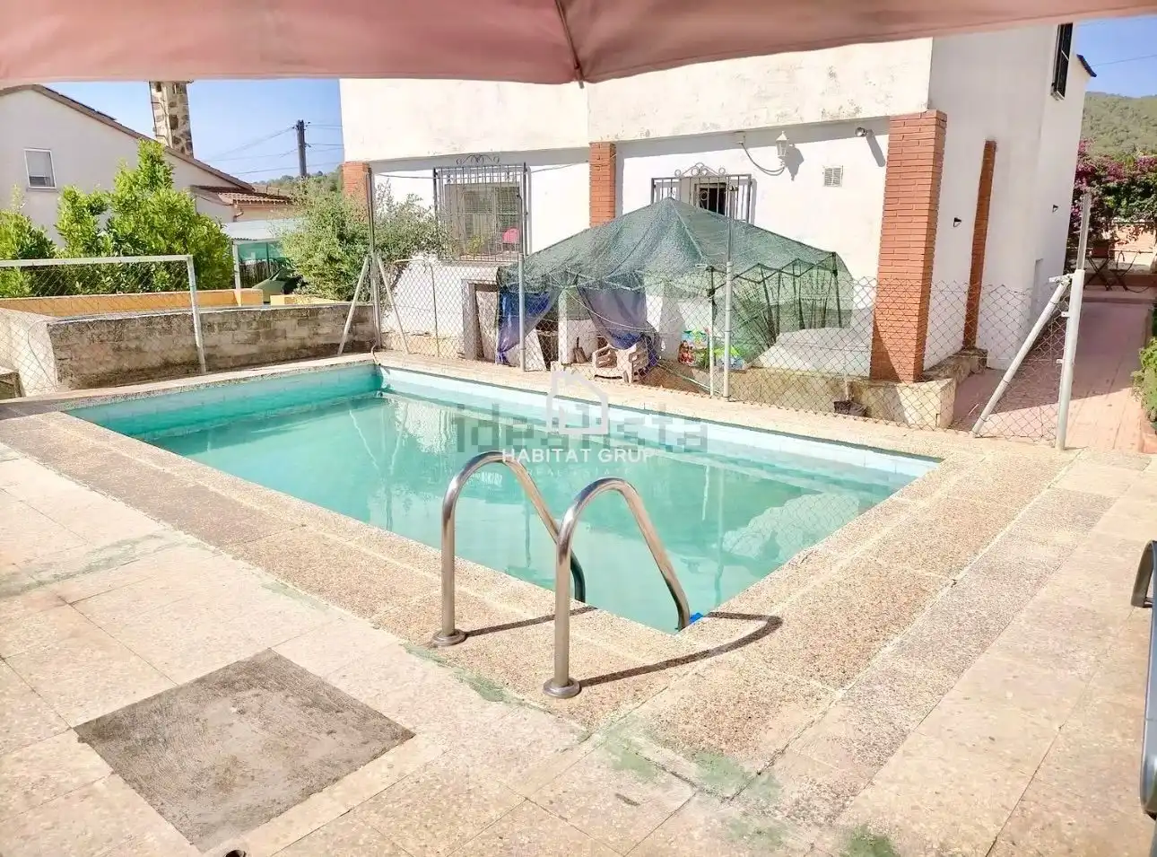 Piscina de Casa o chalet en venta en Albinyana con Aire acondicionado, Calefacción y Jardín privado