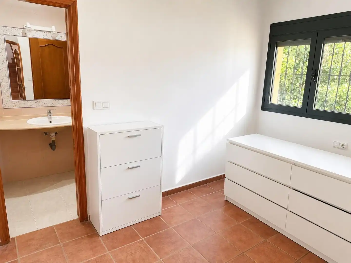 Habitación de Casa o chalet en venta en Algeciras con Jardín privado, Trastero y Piscina