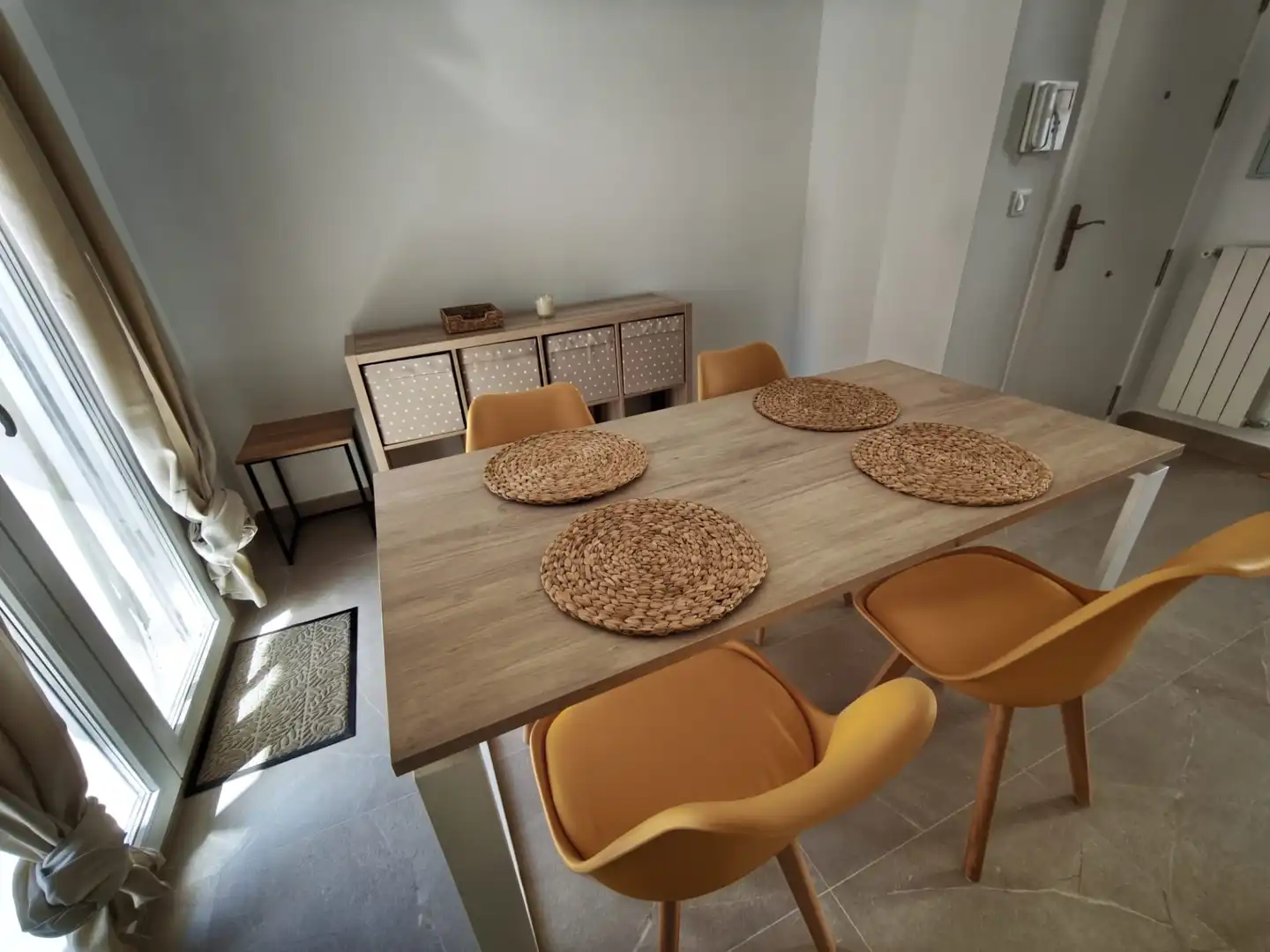 Comedor de Piso para compartir en San Pedro