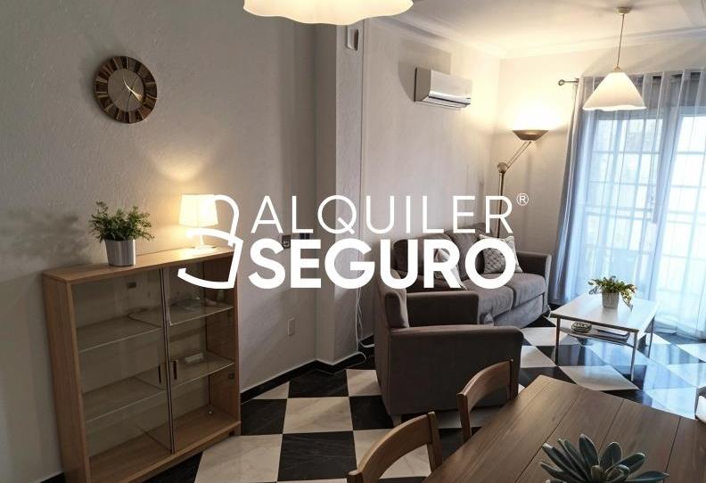 Photo 1 of Flat to rent in Salcillo , Arco Norte - Avda. España, Sevilla