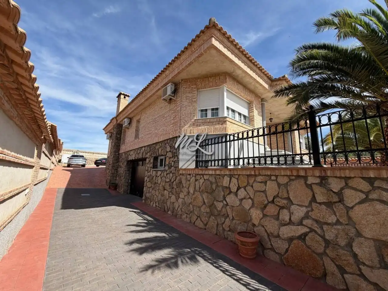 Vista exterior de Casa o xalet en venda en Nambroca amb Aire condicionat, Calefacció i Terrassa