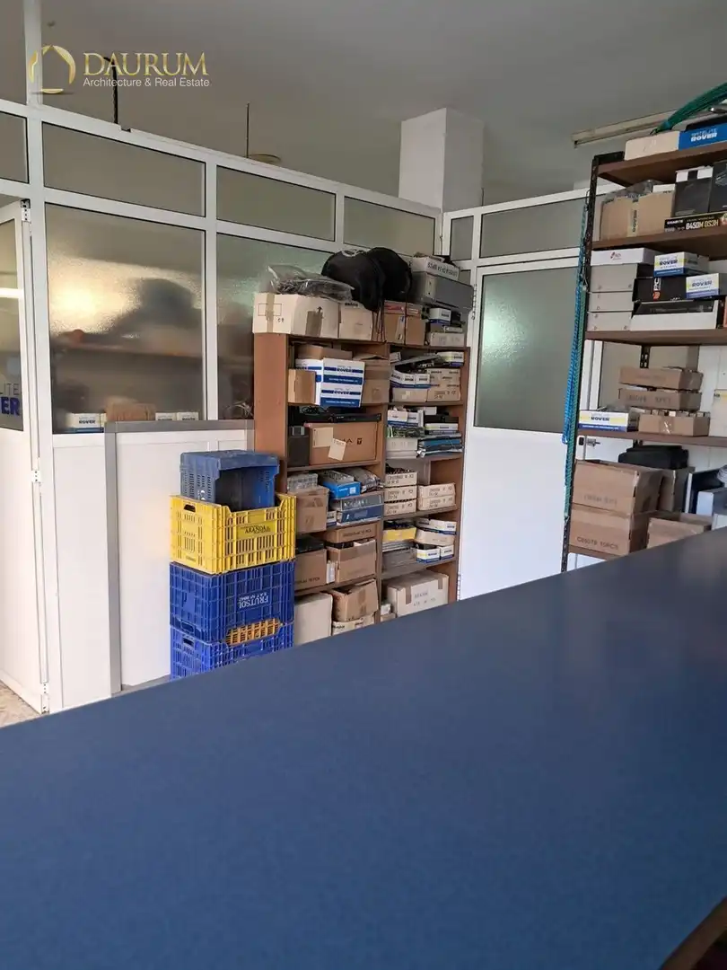 Fabrikhallen zum Verkauf in Valencia