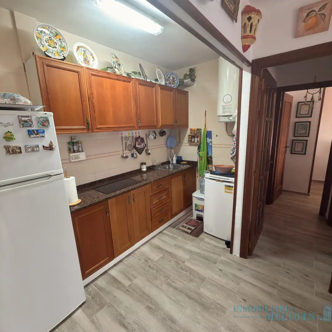 Küche von Wohnung zum Verkauf in Benidorm mit Klimaanlage und Balkon