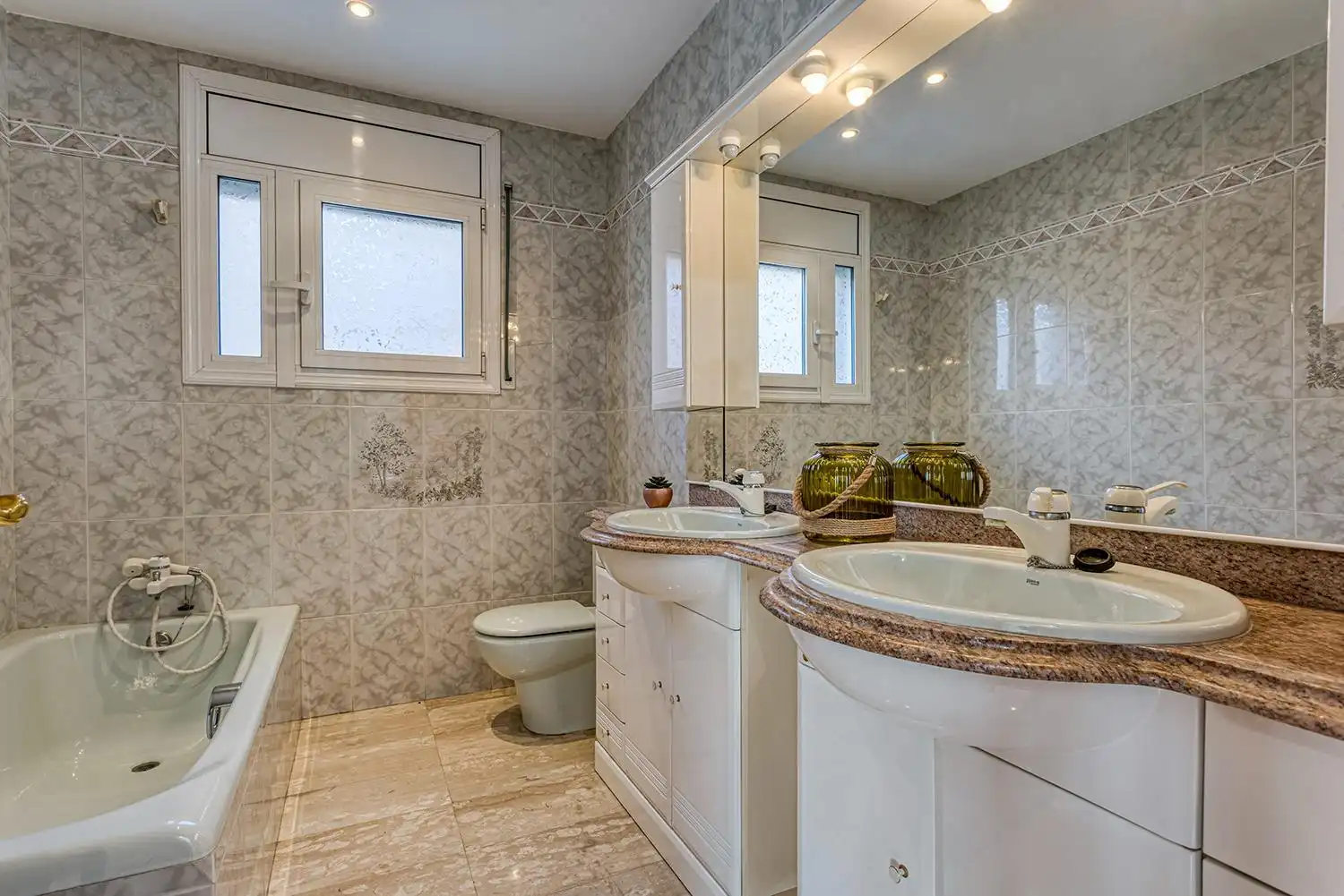 Baño de Casa o chalet en venta en Igualada con Calefacción, Terraza y Trastero