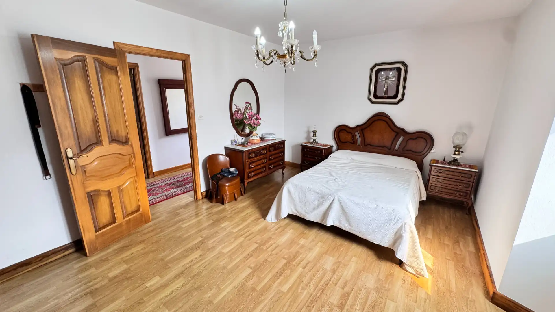 Habitación de Casa o chalet de alquiler en Carballo con Parquet, Trastero y Amueblado